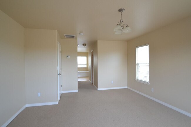 Building Photo - 5079 Farris Creek Ct