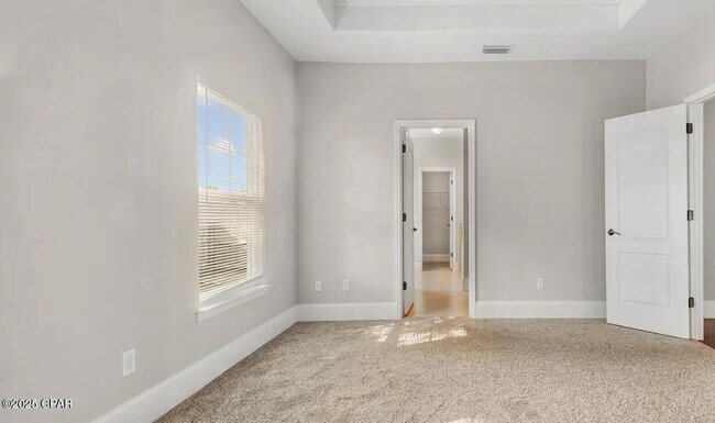 Building Photo - 102 Pura Vida Ct