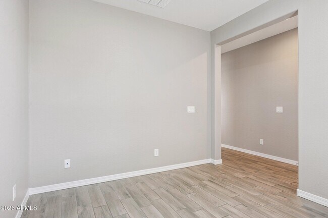 Building Photo - 1924 S 82nd Cir