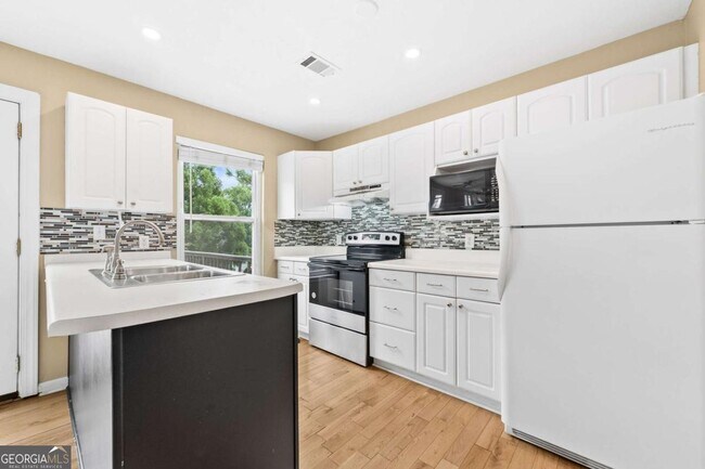 Building Photo - 2266 Oak Glenn Cir