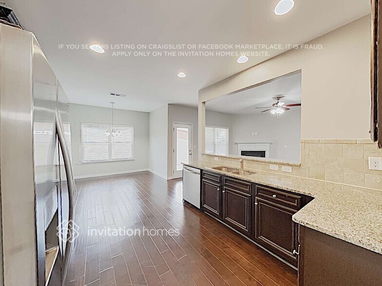 Building Photo - 805 Kite Way