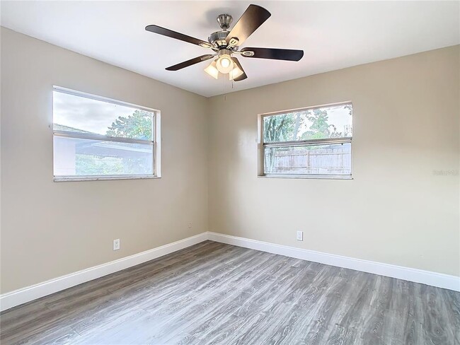Building Photo - 1612 Fox Run Dr