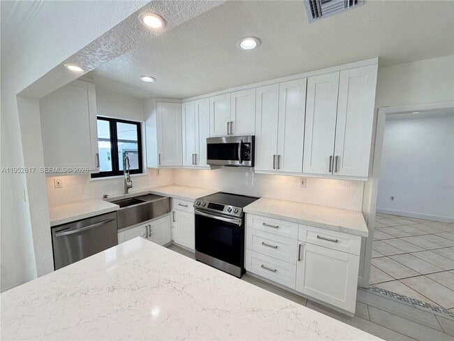 Building Photo - 16320 SW 278th St