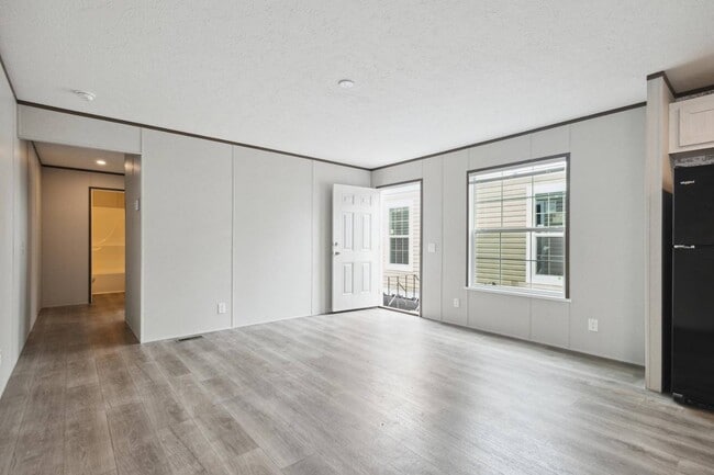 Building Photo - 22 New Yorker Blvd