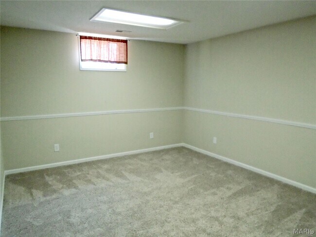 Building Photo - 1109 Peachtree Ct