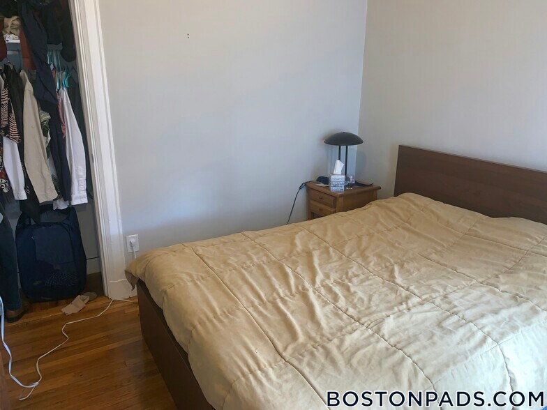 Building Photo - 900 Massachusetts Ave