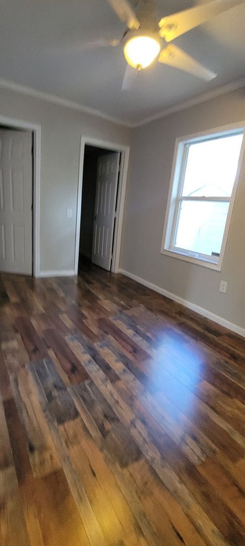 Building Photo - 2 BEDROOM 2 BATH HOME -ST. PETERSBURG - MO...