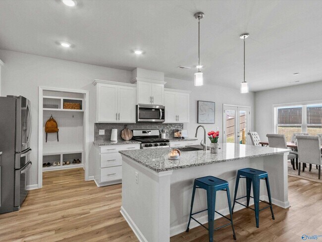 Building Photo - 209 Allegro Cir