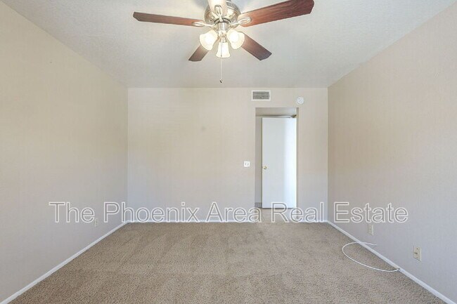 Building Photo - 16657 E Gunsight Dr