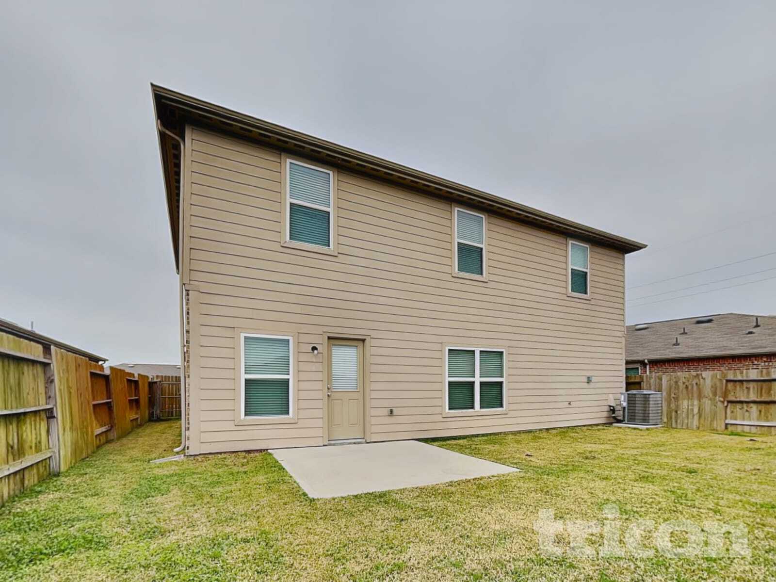 Building Photo - 536 Red Dusk Paint Dr