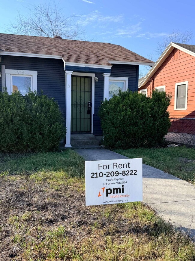 Building Photo - 914 Clower-2