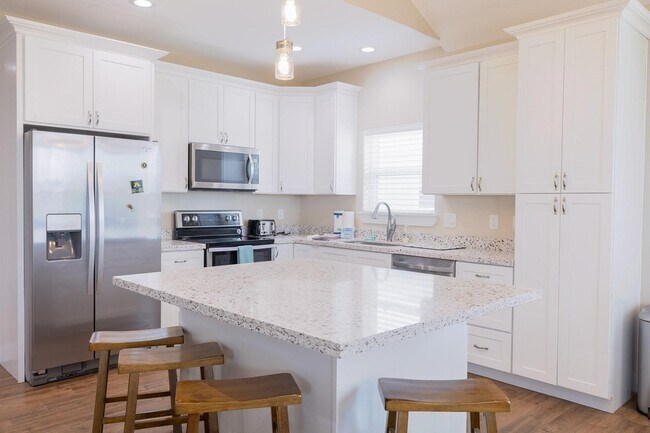 Building Photo - 4129 Fort Bend Dr