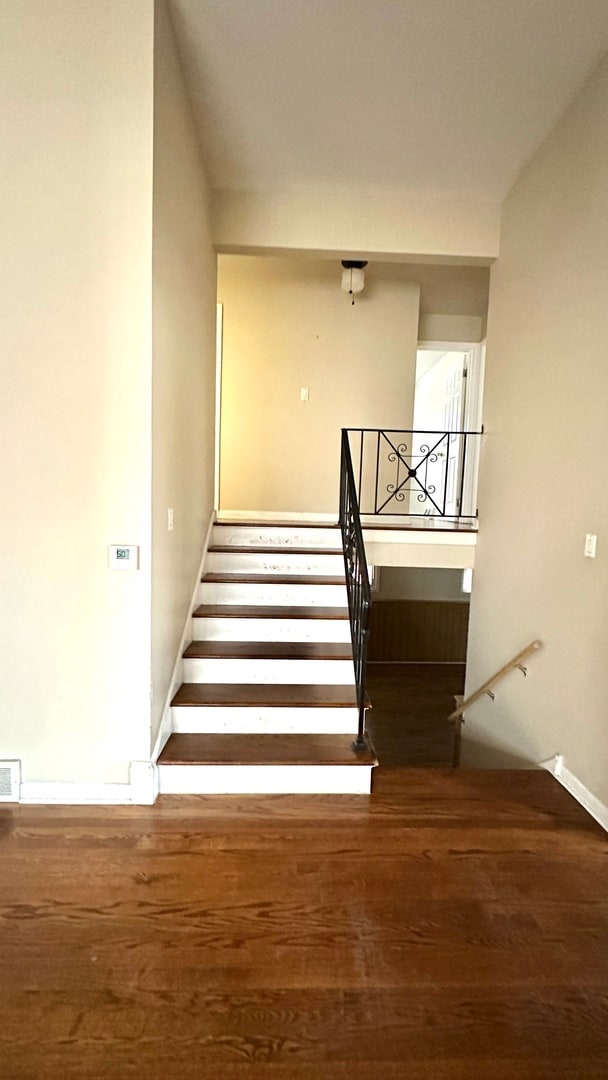 Building Photo - 9067 N Clifton Ave