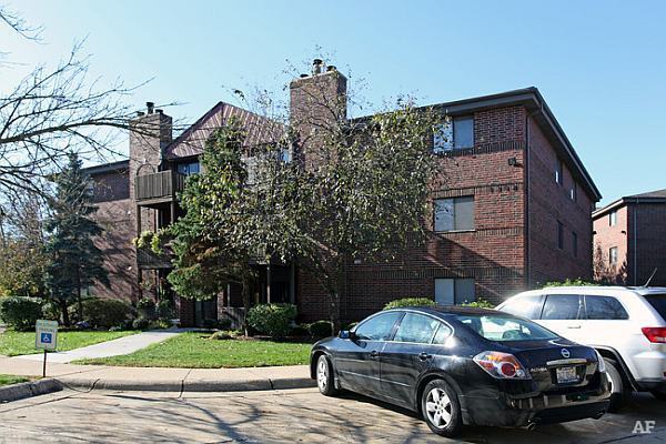 Building Photo - 1350 Brook St