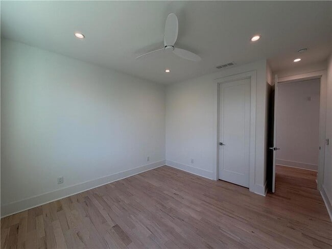 Building Photo - 2385 Nesbitt Dr NE