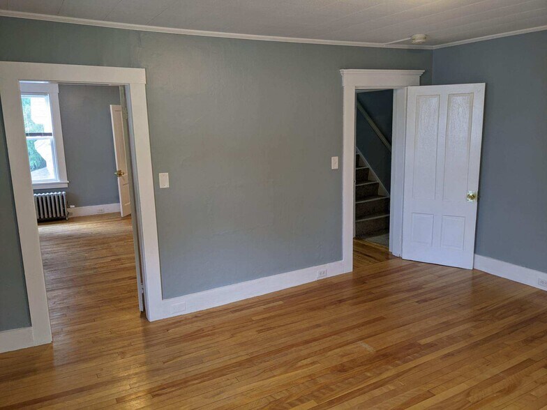 Building Photo - 25 Union St