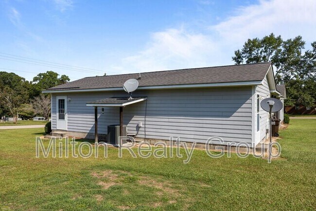 Building Photo - 145 S Patterson St