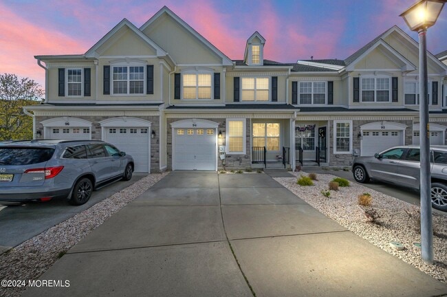 Primary Photo - 94 Brookfield Dr