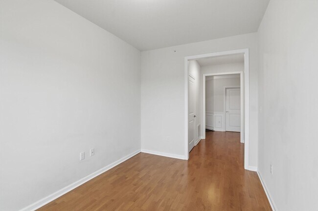 Building Photo - 110 Trotter Rd