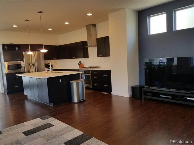 Building Photo - 9627 Dunning Cir