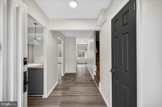 Building Photo - 9518 Miranda Ct