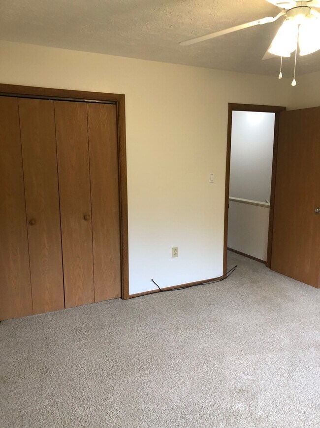 Master Bedroom - 2 Closets - 3557 Brodhead Rd