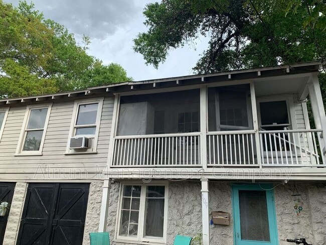 Building Photo - 109 James Ave