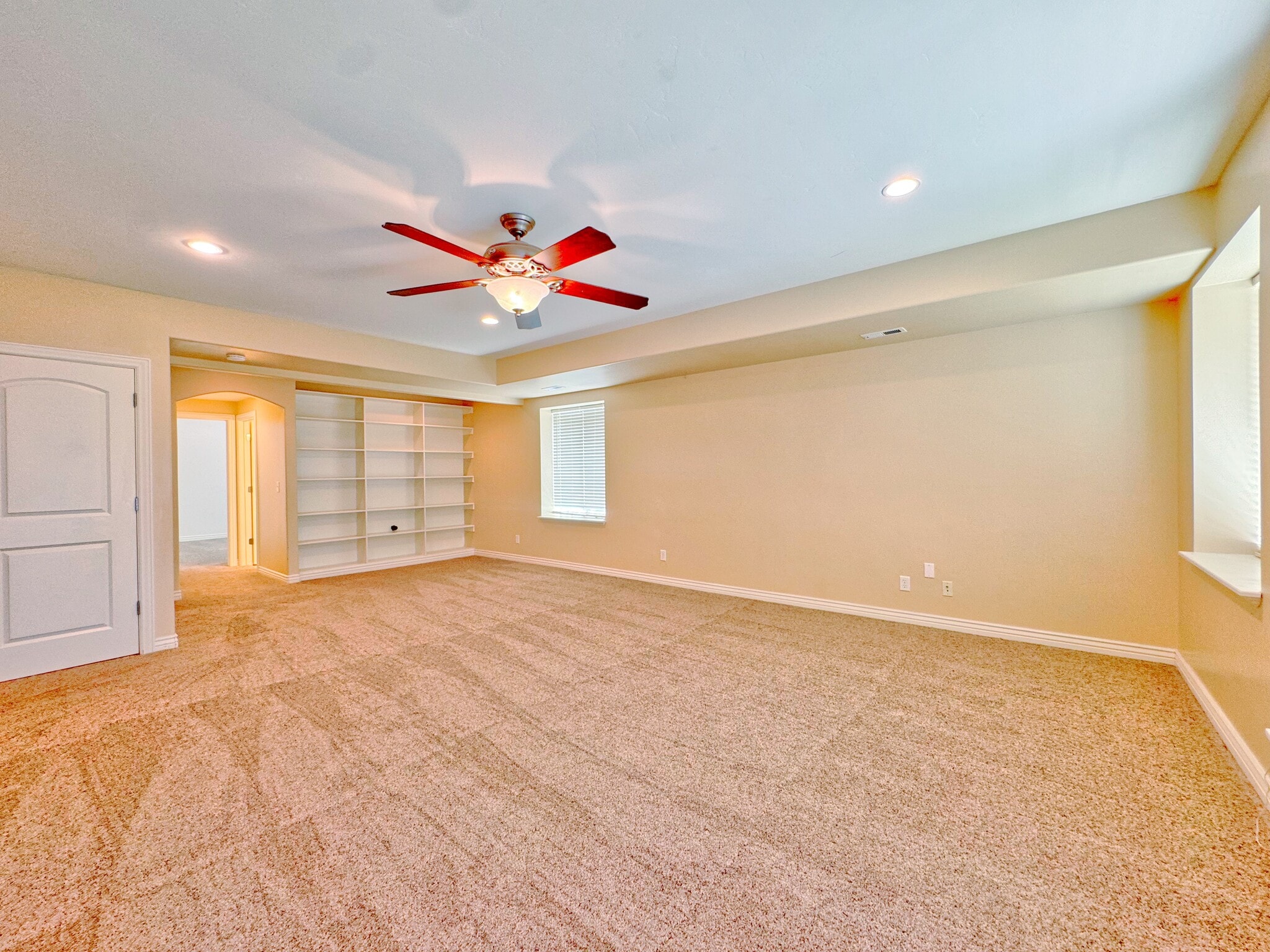 Building Photo - 1248 E 530 N