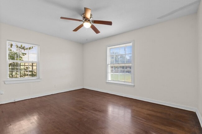 Building Photo - Charming Home in Prime Grand Prairie Locat...