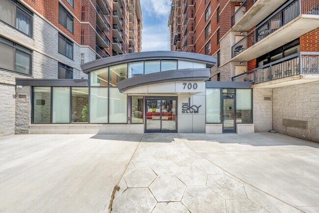 Building Photo - 759 2nd St