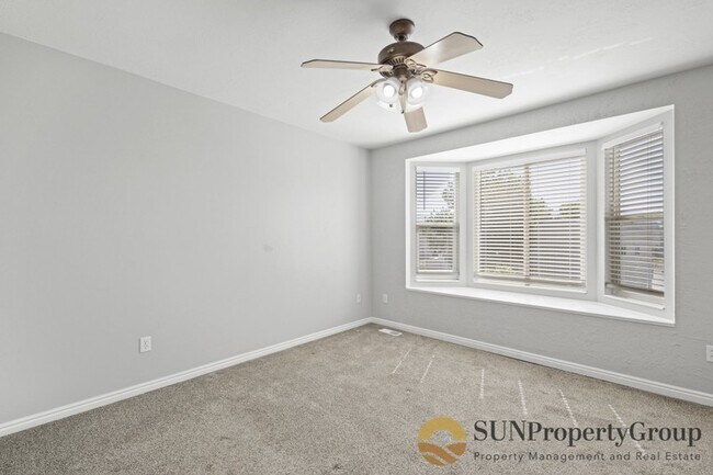 Building Photo - 5458 S 4250 W