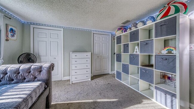 Building Photo - 9206 Gray Fox Ln