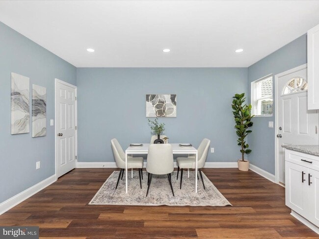 Building Photo - 5443 Jonquil Ave