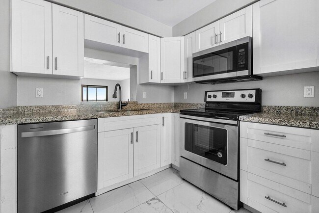 Building Photo - 7310 Ashford Pl