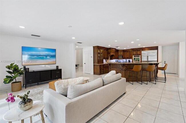 Building Photo - 14850 Old Cutler Rd