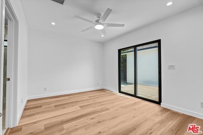 Building Photo - 616 N Vista St