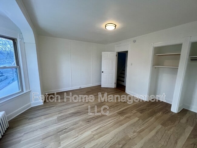 Building Photo - 312 N Reservoir St