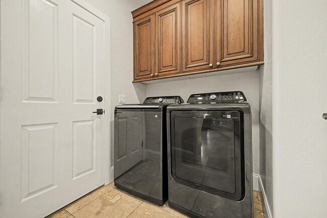 Building Photo - 7262 E Woodsage Ln