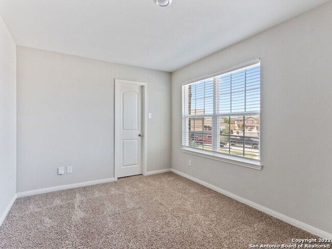 Building Photo - 6550 Underwood Way