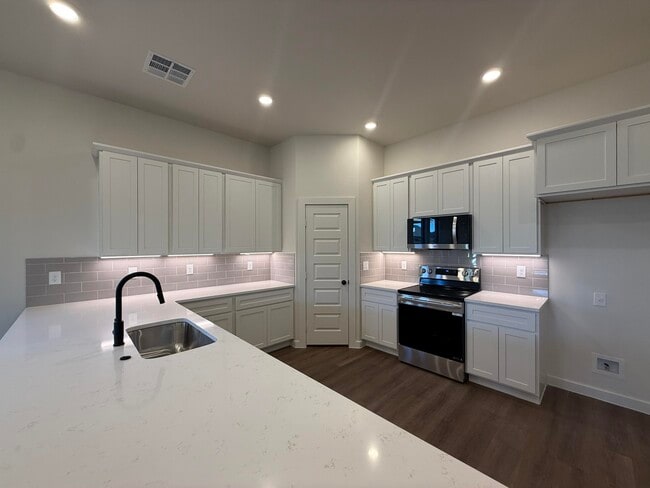 Building Photo - 3001 138th Pl