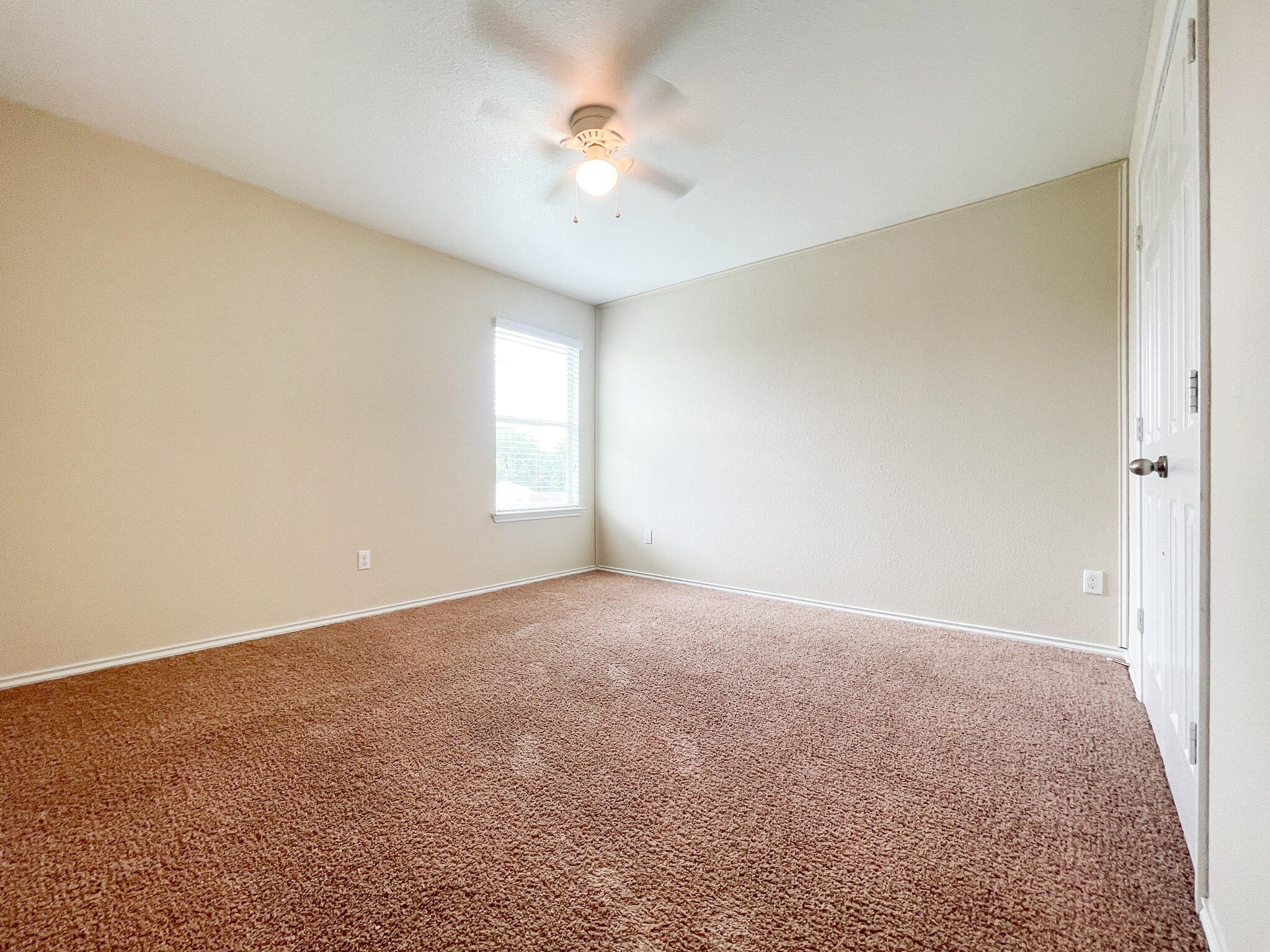 Building Photo - 11133 Gainer Dr