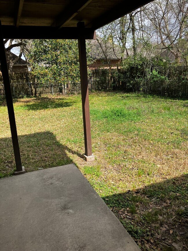 Building Photo - Charming 3-bedroom, 2-bathroom home