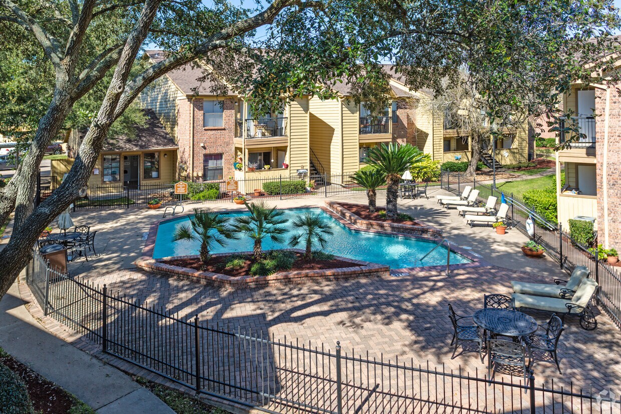 Ashford Strawbridge Pearland Tx Apartment Finder