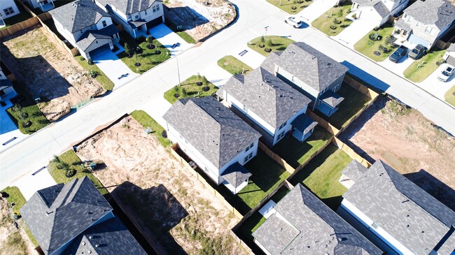 Building Photo - 211 Forest W St