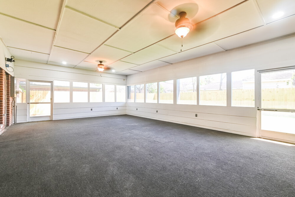 Building Photo - 14118 Double Pine Dr