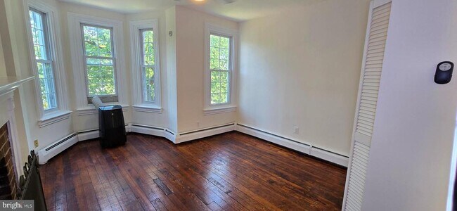 Building Photo - 1602 New Jersey Ave NW