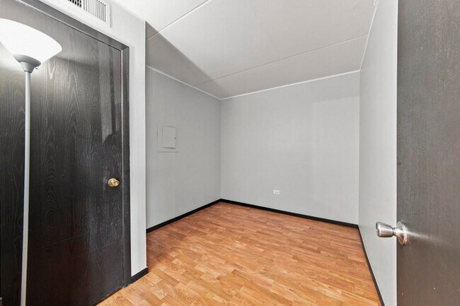 Building Photo - 6408 Nature Dr