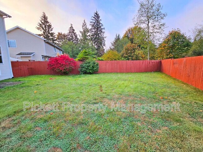 Building Photo - 1181 Landover Pl
