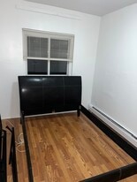 Building Photo - 888 Jerome St
