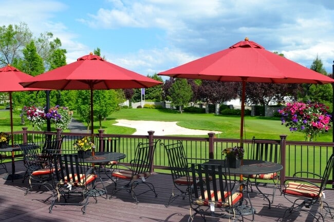 Building Photo - Pasadena Ridge Apartments